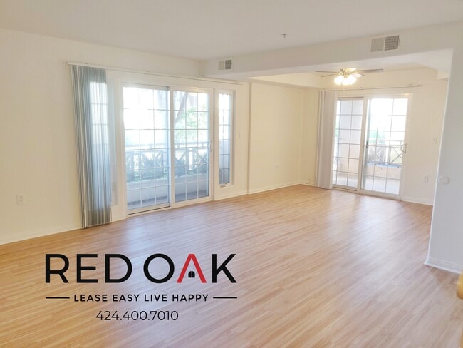 Building Photo - 319 S Westlake Ave Rental