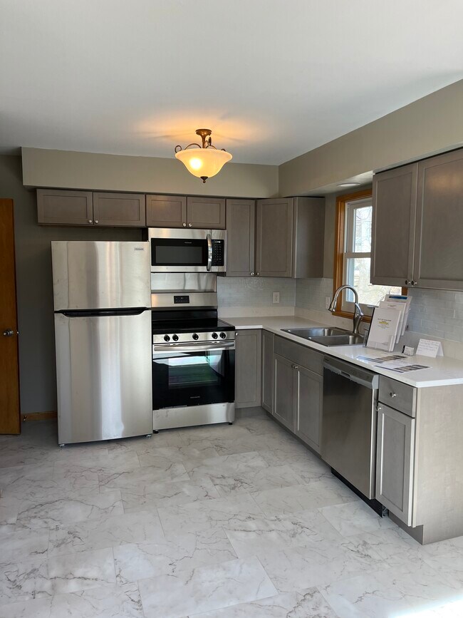 Photo - 45 20th Ave N