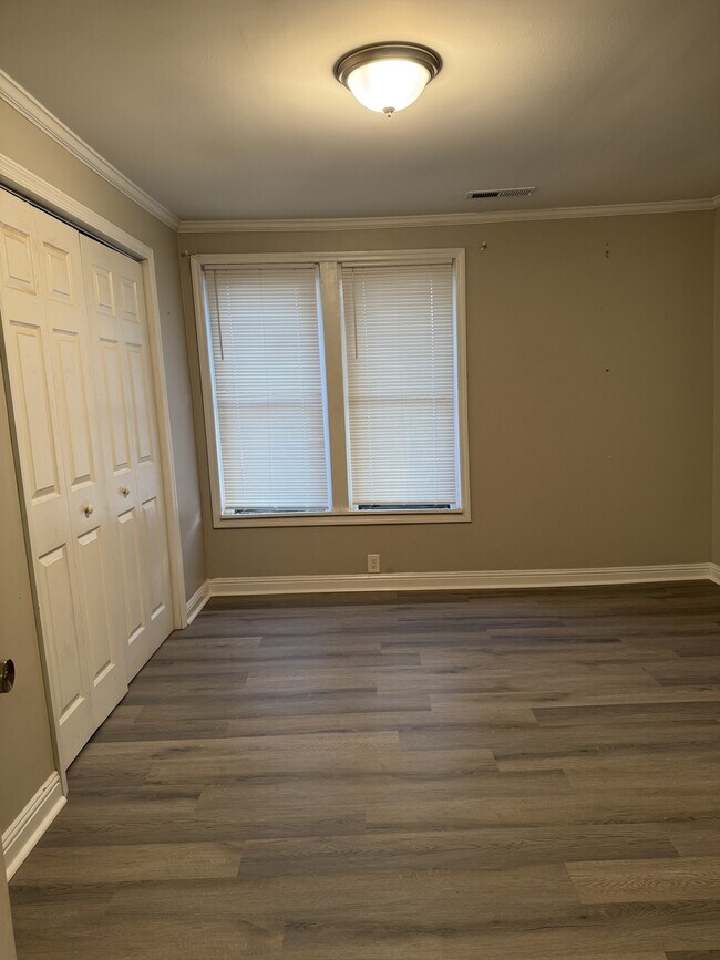 Photo - 401 1st Ave N