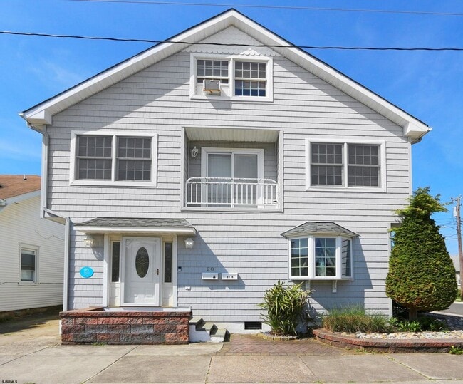 Building Photo - 20 N Swarthmore Ave Unit A-A Rental