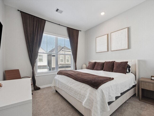 Building Photo - 8411 Berry Brush Ln