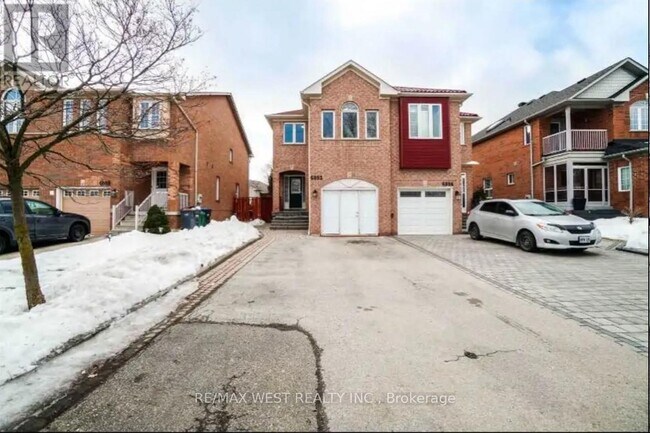 Photo - 6892 Old Creditview Rd