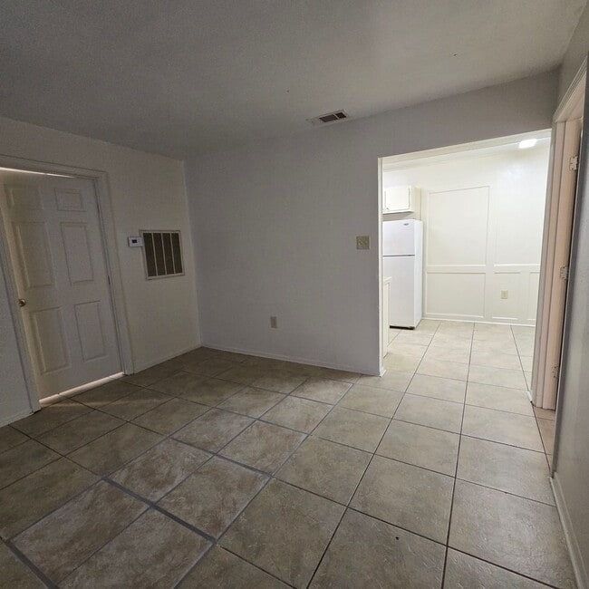 Photo - 8556 Leake Ave Unit A