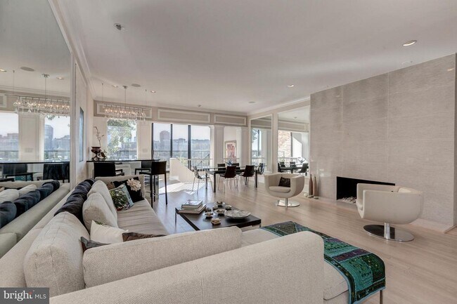 Photo - 3620 Prospect St NW