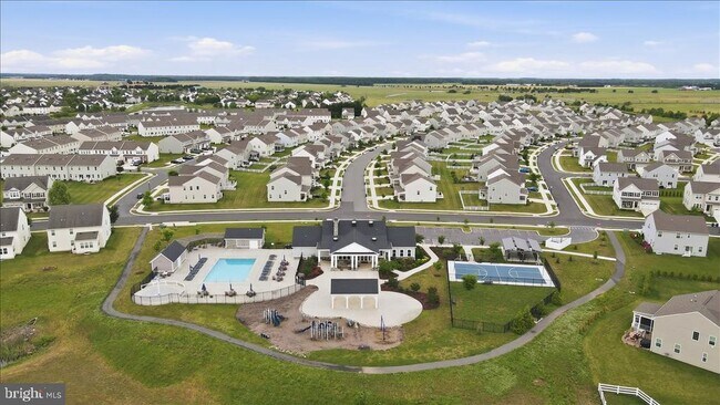 Photo - 712 Wallasey Dr