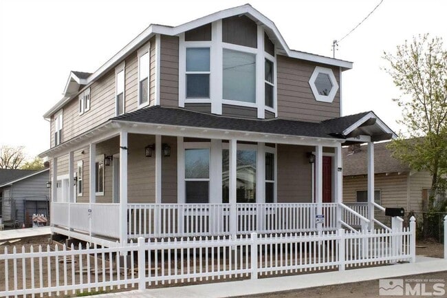 Building Photo - Custom built in 2021; 3-bedroom 2.5-baths; 2-car garage plus 2 off-street spaces
