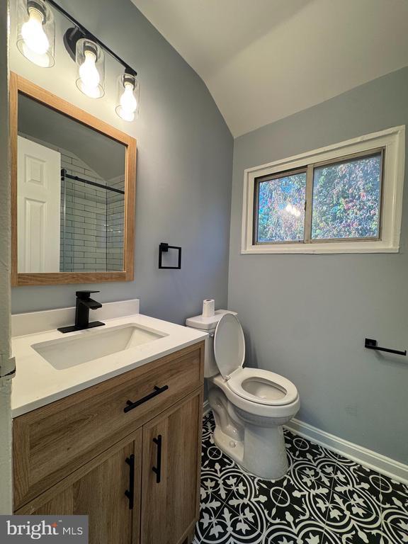 Photo - 5612 62nd Ave