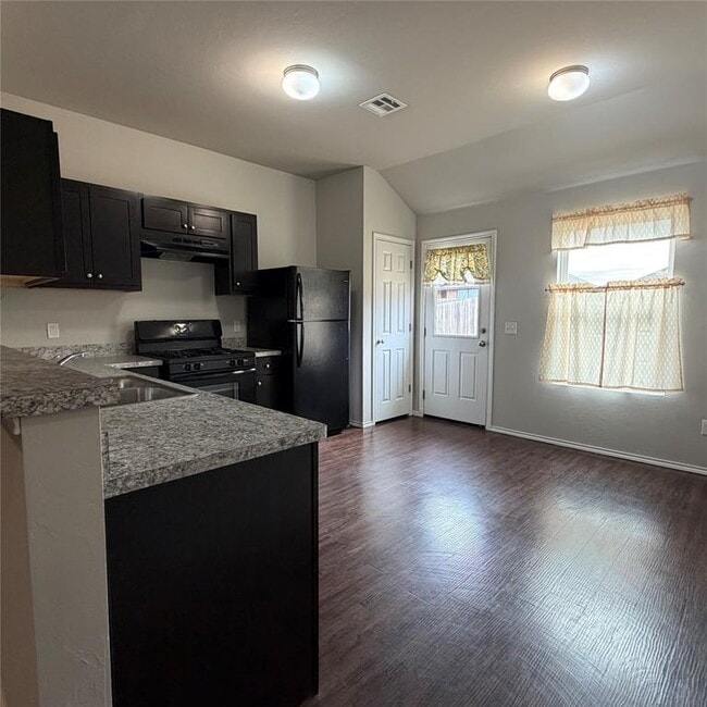 Photo - 2044 Autumn Way