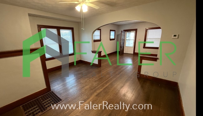 Photo - 1725-1727 Brookline Unit 1725