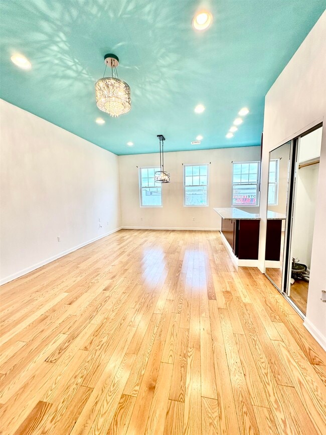 Photo - 606 John F. Kennedy Blvd Unit 1