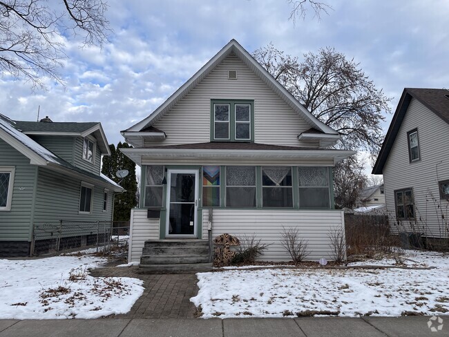 Building Photo - 787 Edmund Ave Rental