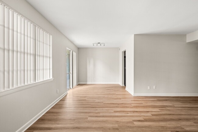 Breeze Apartments