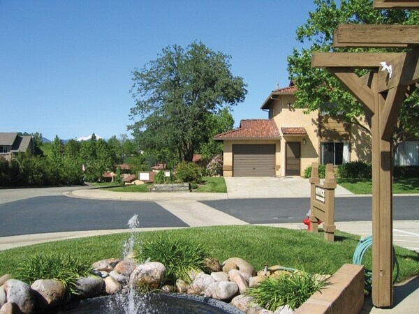 Hilltop Village Apartments - Hilltop Village Apartments
