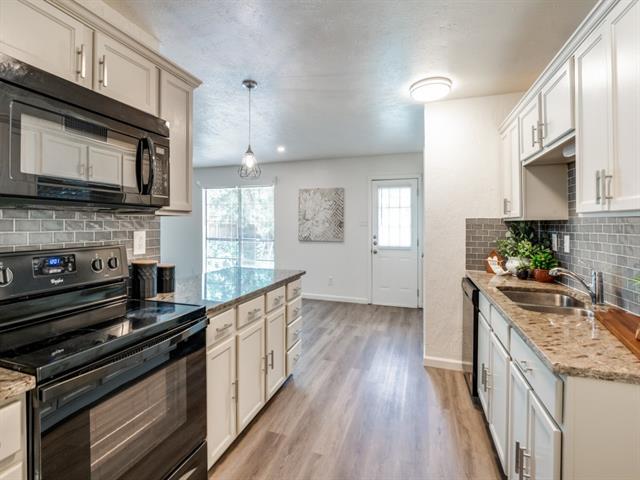 Photo - 134 W Way Dr