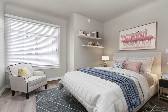 Photo - 2955 Van Ness