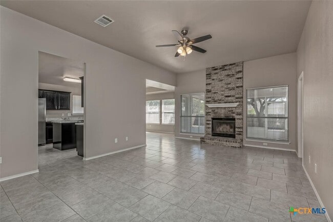 Photo - 313 Meadowbrook Dr