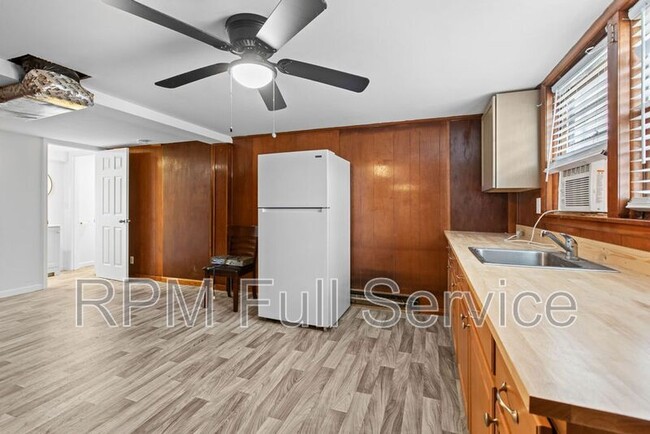 Photo - 3127 Larkspur Dr Unit D