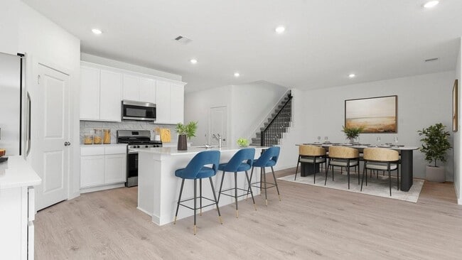 Photo - 4334 Camden Lakes St