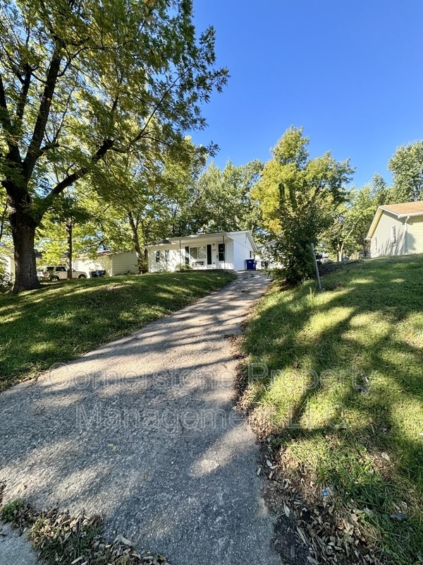 Building Photo - 1135 Spruce St