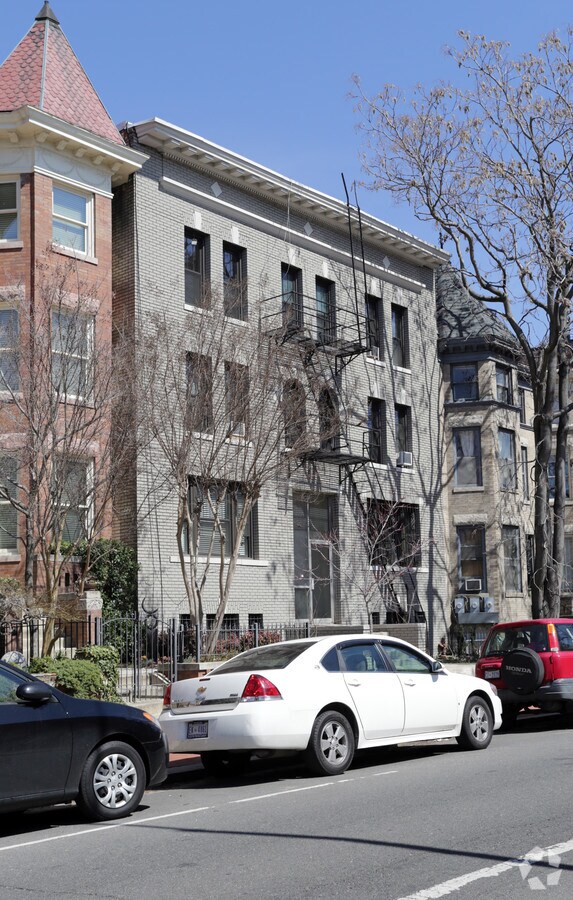 Photo - 1749 T St NW Apartments
