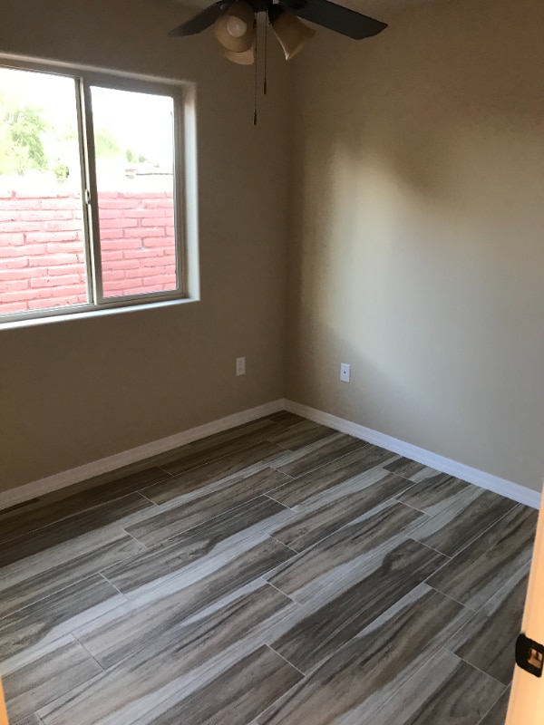 Photo - 495 S 16th Ave