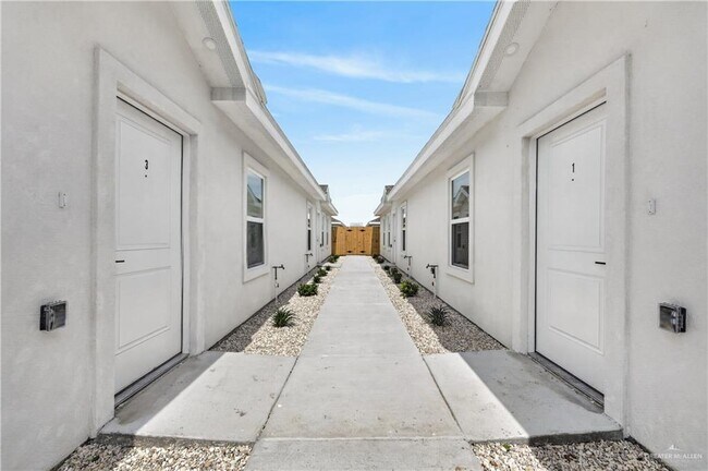 15 N 39th St Unit 1