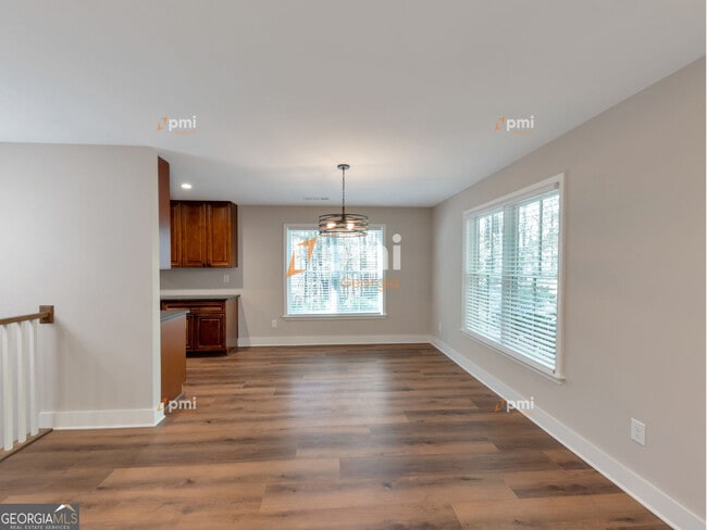 Photo - 9995 Rivertown Rd