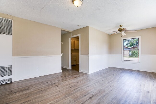Photo - NOW AVAILABLE - Cozy Rental + Affordable Pricing Near Downtown San Angelo!