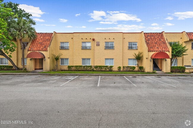 Building Photo - 6552 La Mirada Dr E Rental