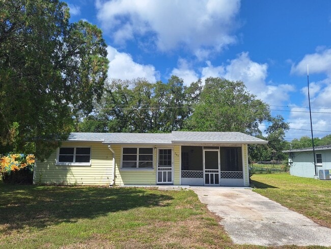 Building Photo - 2BR 1.5BA SINGLE FAMILY HOME-EDGEWATER