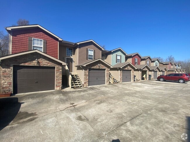Building Photo - Welcome Home!!!