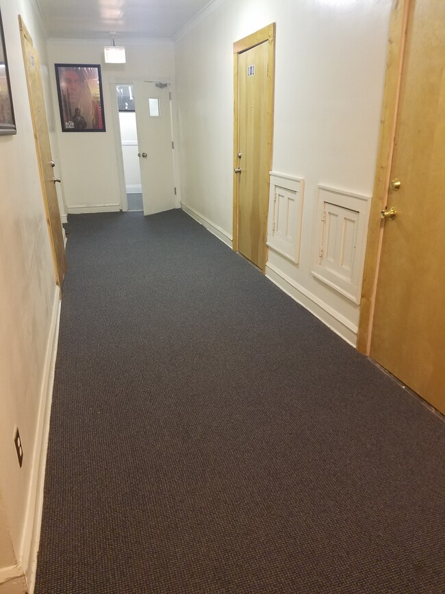 Photo - 1155 W 83rd St