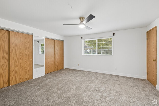 1BR, 1BA - 850SF - Bedroom