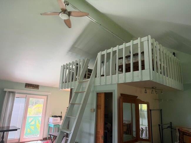 Photo - 152 Claude Gray Rd