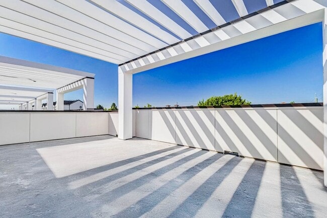 Photo - 5634 Dolores St