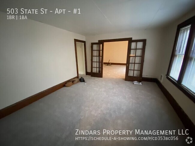 Building Photo - Newly updated 1 bedroom apartment with sta... Unit #1