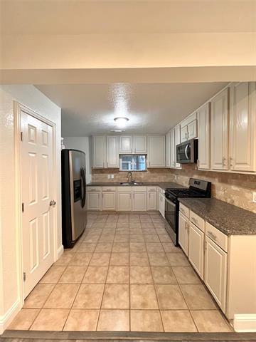 Photo - 1324 Maple Dr