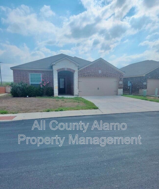 Photo - 12818 Cedarcreek Trl