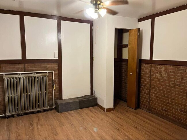 Photo - 101 Powell Ave