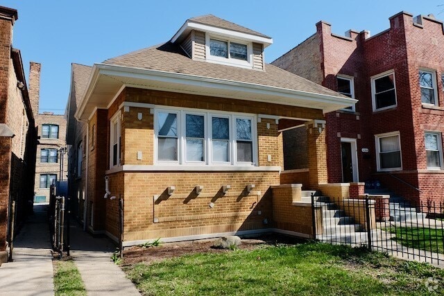 Building Photo - 4346 W Parker Ave Rental