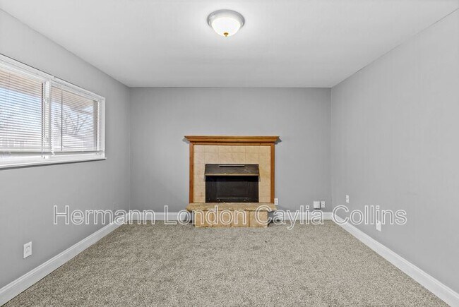 Photo - 2265 Grants Pkwy