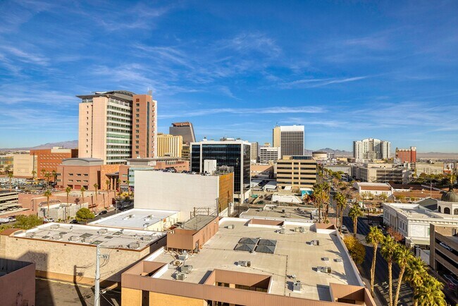 Building Photo - FULLY FURNISHED - JUHL - 2 BEDROOM 2 BATH WITH 2 PARKING SPACES Unit 1006