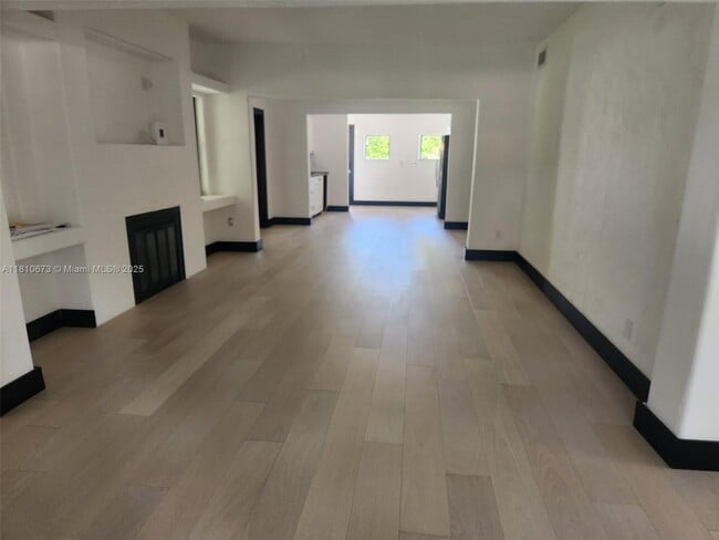 Photo - 241 Palmetto Dr