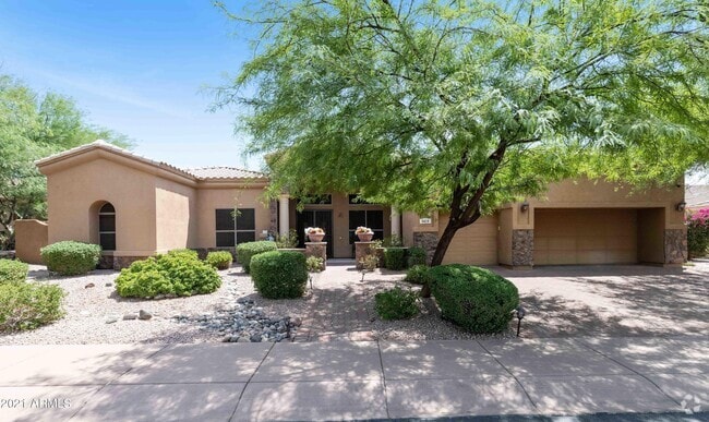 Building Photo - 5416 E Hashknife Rd Rental