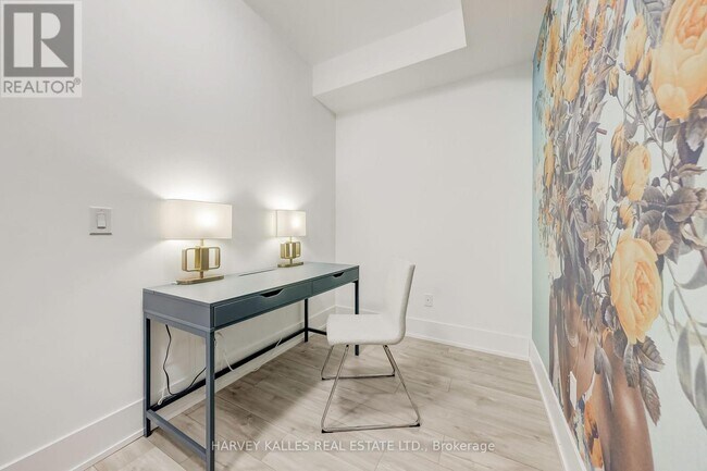 Photo - 480 Front St W Unit 1308