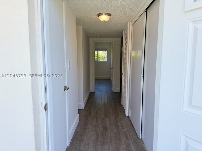 Photo - 13215 NE 6th Ave Unit 102