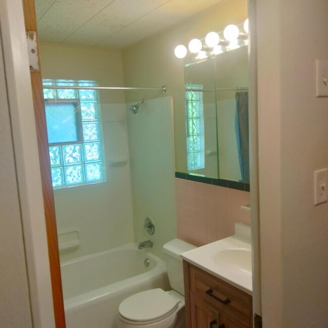 Photo - 1125 Walker Ave