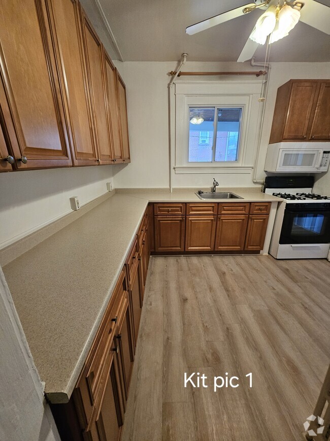 Kit pic 1 - 6328 Frederick Rd Unit 1st floor Rental