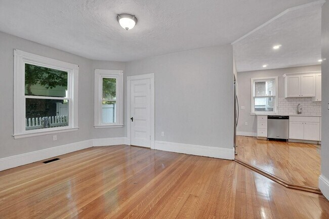 Photo - 11 South Munroe Ter Unit 2