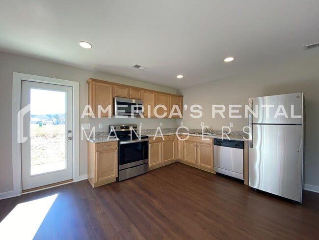 Photo - Wonderful Home for Rent in Talladega, AL... Available to View Now!!!